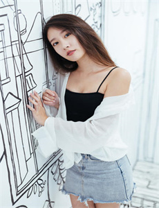 土豪漫画满溢游泳池免费下拉更新,乱子伦小说500篇